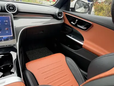 Mercedes-Benz C-Class 2023, 29000 км, за 20894.24 USD - фото 12