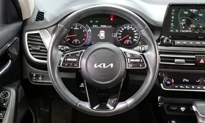 Kia Seltos 2023, 55824 км, за 12496.71 USD - фото 13