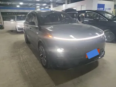Li Auto Li L8 2024, 17800 км, за 35167.06 USD