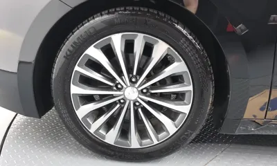 Hyundai Grandeur 2013, 122445 км, за 4234.53 USD
