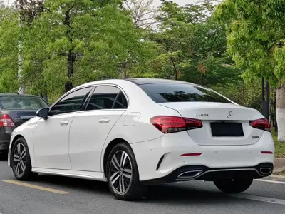 Mercedes-Benz A-Class 2019, 40000 км, за 11741.97 USD - фото 14