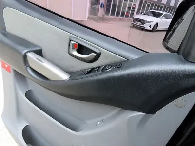 Hyundai Starex 2016, 120800 км, за 6049.97 USD - фото 11