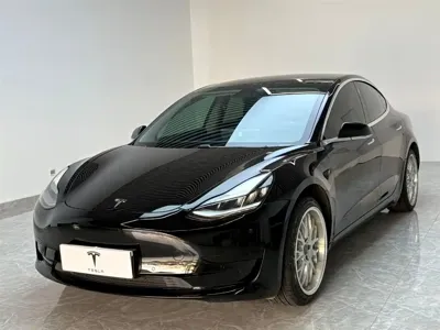 Tesla Model 3 · 2020 год