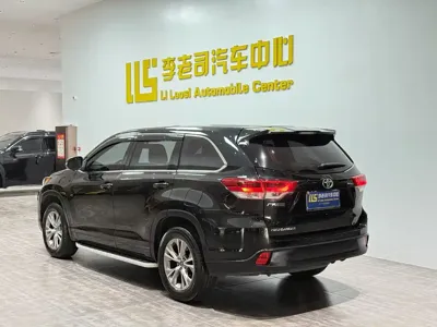 Toyota Highlander 2020, 77000 км, за 14979.11 USD