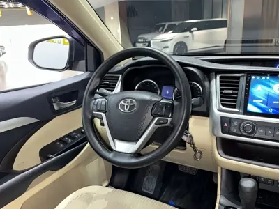 Toyota Highlander 2020, 77000 км, за 14979.11 USD - фото 13