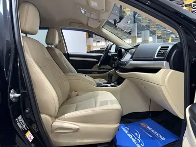 Toyota Highlander 2020, 77000 км, за 14979.11 USD - фото 24