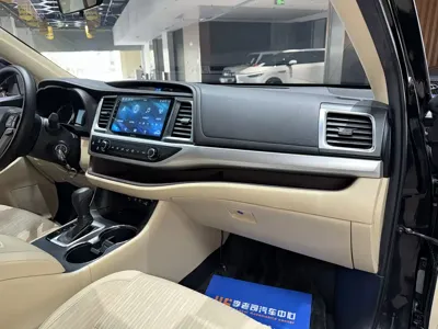 Toyota Highlander 2020, 77000 км, за 14979.11 USD - фото 25