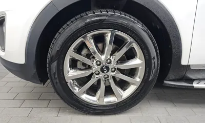 Kia Sorento 2015, 176544 км, за 6449.51 USD