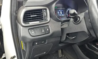 Kia Sorento 2015, 176544 км, за 6449.51 USD - фото 27
