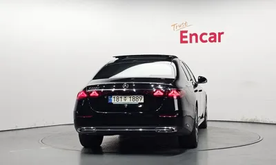 Mercedes-Benz E-Class 2024, 39147 км, за 40958.5 USD