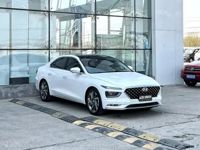 Hyundai Mistra 2022, 49000 км, за 10859.12 USD