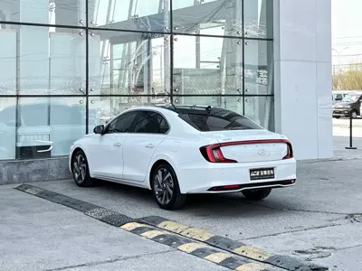 Hyundai Mistra 2022, 49000 км, за 10859.12 USD - фото 6