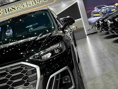 Audi Q5L 2023, 74000 км, за 26531.13 USD