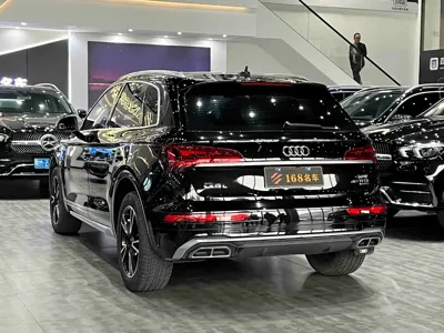Audi Q5L 2023, 74000 км, за 26531.13 USD