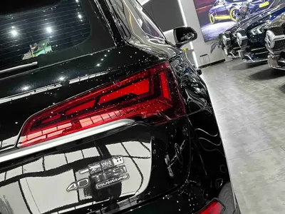 Audi Q5L 2023, 74000 км, за 26531.13 USD - фото 8