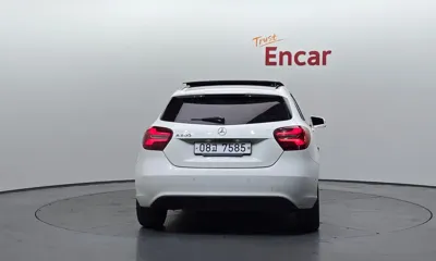Mercedes-Benz A-Class 2018, 54586 км, за 4627.18 USD