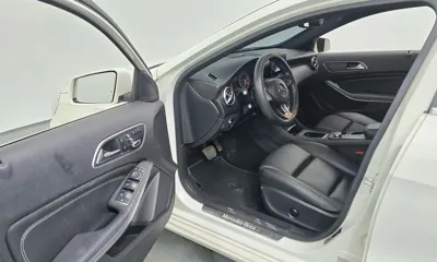 Mercedes-Benz A-Class 2018, 54586 км, за 4627.18 USD - фото 10