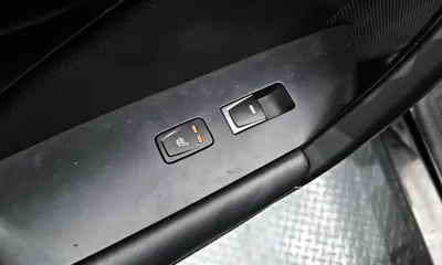 Hyundai Grandeur 2015, 100075 км, за 5185.77 USD - фото 20