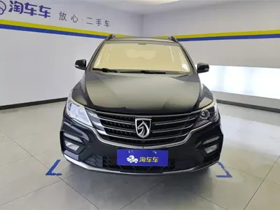 Baojun 560 2017, 70800 км, за 2599.11 USD