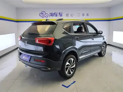 Baojun 560 2017, 70800 км, за 2599.11 USD