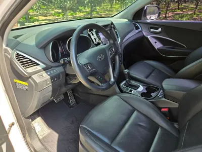 Hyundai Santafe 2017, 123000 км, за 7814.02 USD
