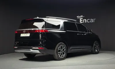 Kia Canival 2021, 111436 км, за 14319.49 USD
