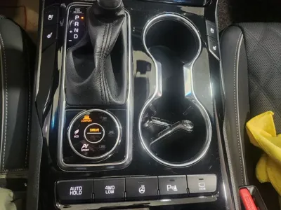 Kia Mohave 2023, 68230 км, за 25872.71 USD - фото 9