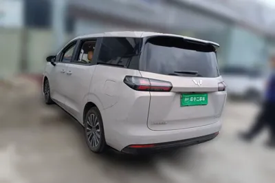Wuling Wuling Starlight 730 2025, 22200 км, за 14267 USD