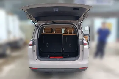 Wuling Wuling Starlight 730 2025, 22200 км, за 14267 USD - фото 19