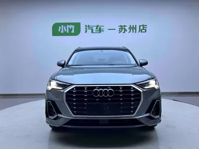 Audi Q3 2022, 23400 км, за 30870.5 USD
