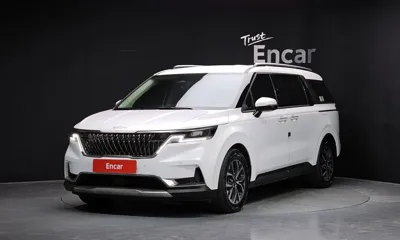Kia Canival · 2023 год