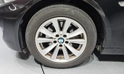 BMW 5-Series 2011, 155792 км, за 3216.49 USD