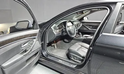 BMW 5-Series 2011, 155792 км, за 3216.49 USD - фото 10
