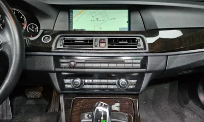 BMW 5-Series 2011, 155792 км, за 3216.49 USD - фото 20