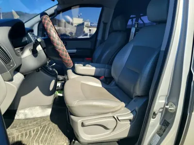 Hyundai Starex 2015, 201764 км, за 8013.03 USD - фото 8