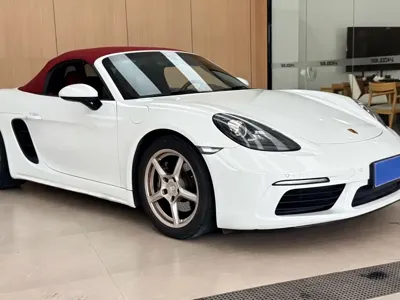 Porsche 718 2022, 40000 км, за 52866.5 USD