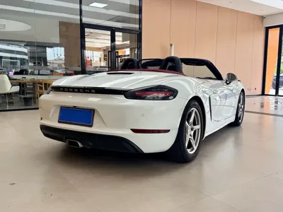 Porsche 718 2022, 40000 км, за 52866.5 USD