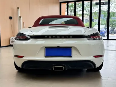 Porsche 718 2022, 40000 км, за 52866.5 USD