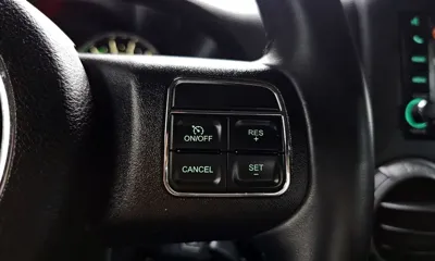 Jeep Wrangler 2014, 51905 км, за 12802.15 USD - фото 15