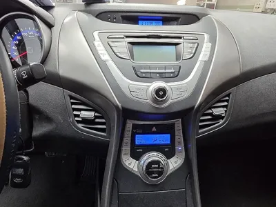 Hyundai Avante 2012, 156610 км, за 1983.08 USD - фото 13