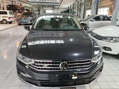 Volkswagen Magotan 2024, 41600 км, за 20614.67 USD