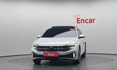 Volkswagen Jetta 2024, 19356 км, за 18362.95 USD
