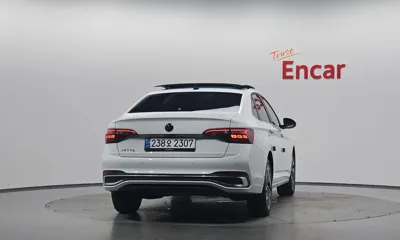 Volkswagen Jetta 2024, 19356 км, за 18362.95 USD