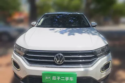 Volkswagen T-Roc 2022, 66600 км, за 13246 USD