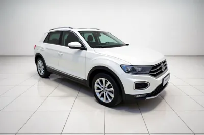 Volkswagen T-Roc 2022, 66600 км, за 13246 USD