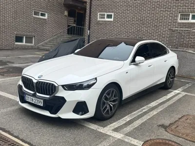 BMW 5-Series · 2024 год