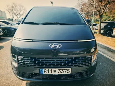 Hyundai Staria 2023, 72000 км, за 16607.59 USD