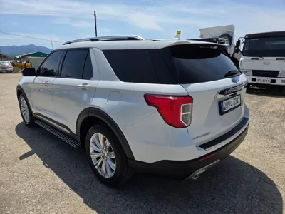 Ford Explorer 2021, 77186 км, за 18688.54 USD - фото 12