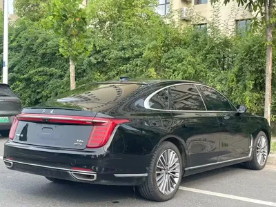 Hongqi Hongqi H9 2021, 62000 км, за 17116.86 USD - фото 9