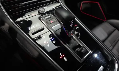 Porsche Panamera 2019, 148121 км, за 51589.36 USD - фото 9